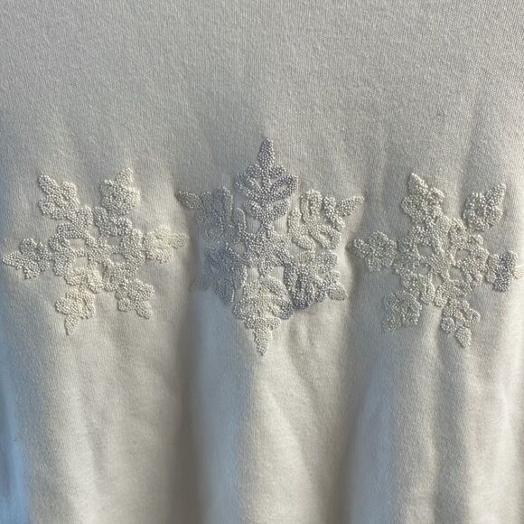 NWT Classic Elements Ladies White Snowflake Holiday Top, Size L 14/16 , White - Picture 2 of 5